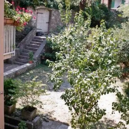 Lovely Loft Studio W Patio & Garden דירה אופטיה