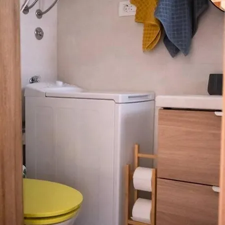 Lovely Loft Studio W Patio & Garden אופטיה